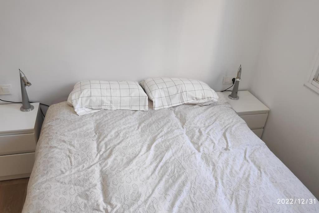 Precioso Apartamento Con Magnifico Patio. Sant Feliu de Llobregat Dış mekan fotoğraf